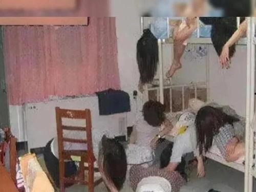 女生宿舍吃瓜场景