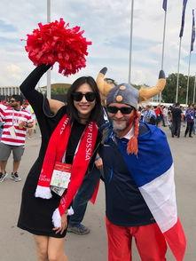 球迷吃瓜现场视频,球迷吃瓜狂欢，精彩瞬间尽收眼底